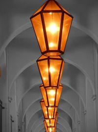 Lanterns-111003640.jpg